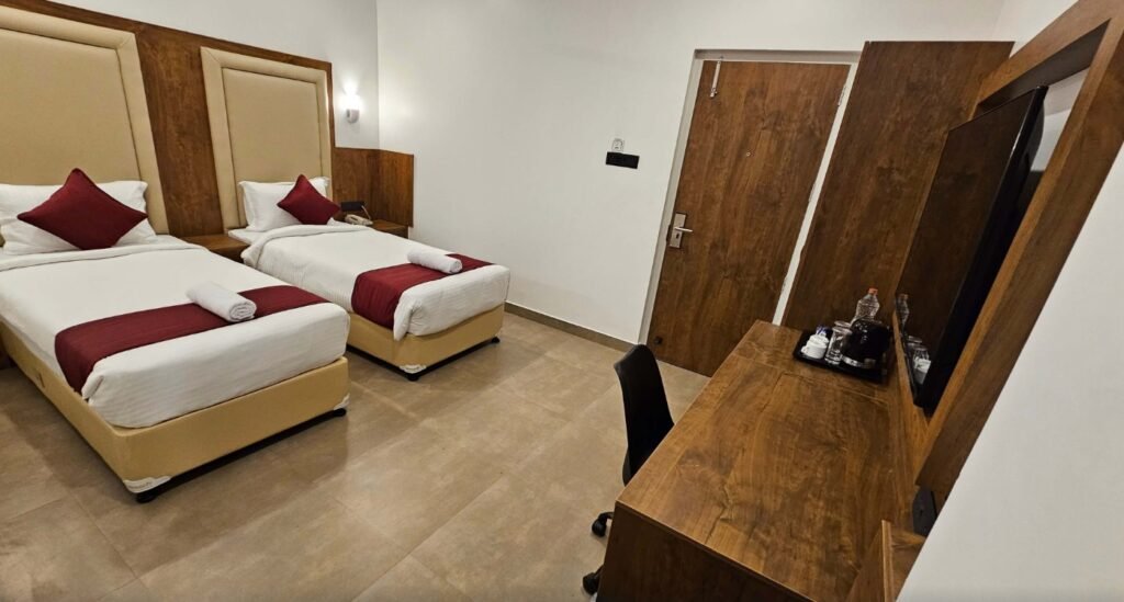 Indiana Hills Boutique Hotel 3