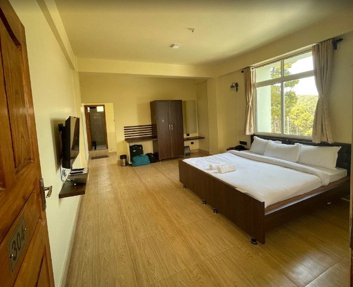 Tree Top Residency 3